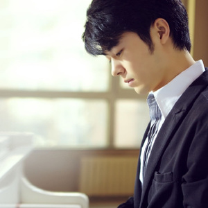 农村人孩子吃母乳
